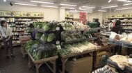 新鮮でお手頃価格　直売所が都会でも“身近な存在”に　生産者自身が陳列しコスト減