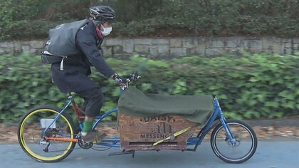 コロナ禍でビジネス需要激減でも…「可能性広がっている」メッセンジャーが弁当や本の宅配等に見出す活路