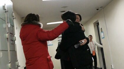全日本出場を決め、互いをたたえ合った大島と戸田
