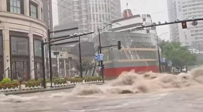 生成AIによるフェイク画像（中国SNSより）