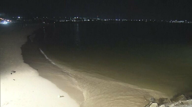 家族4人で海水浴の女性「息子がいなくなった」低学年とみられる男の子が溺れ死亡 水深1.5m程の海中で発見｜FNNプライムオンライン