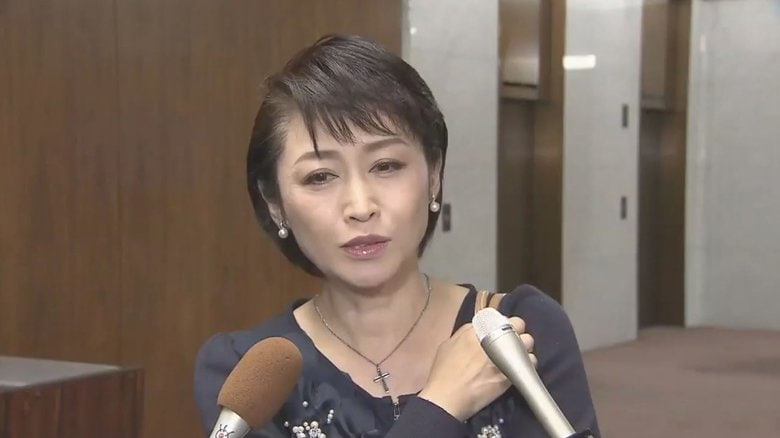 ネットの誹謗中傷対策を検討するプロジェクトチームの座長を務める三原じゅん子局長