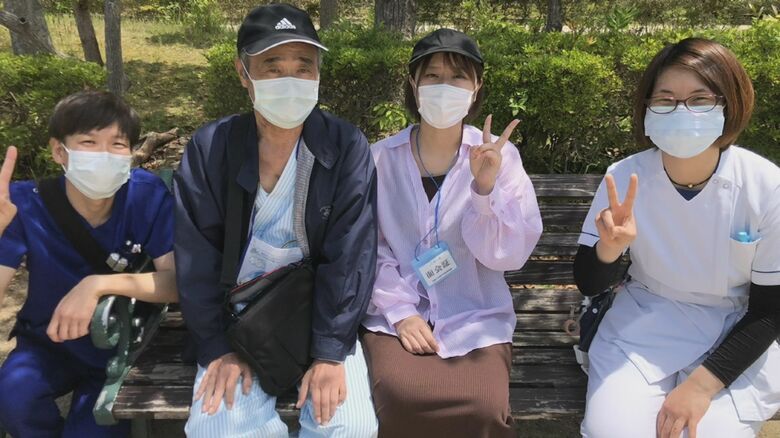 中村さんと娘の裕美さん