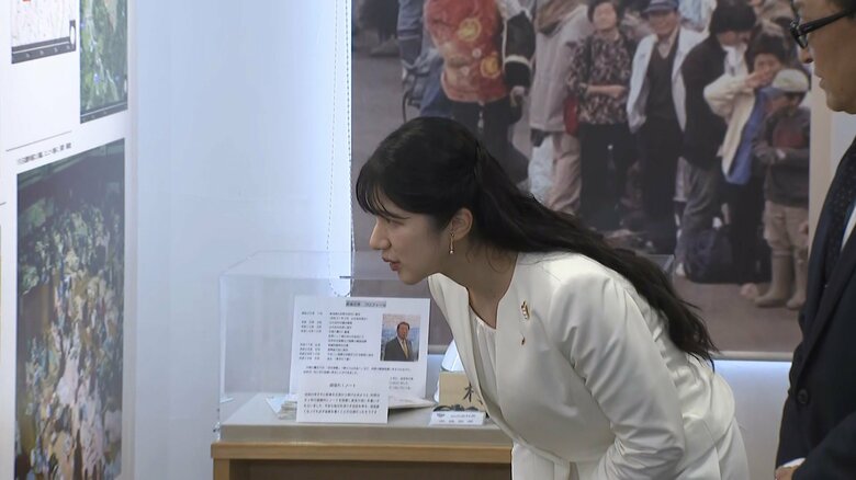 復興の歩みのパネルをご覧に　9月8日