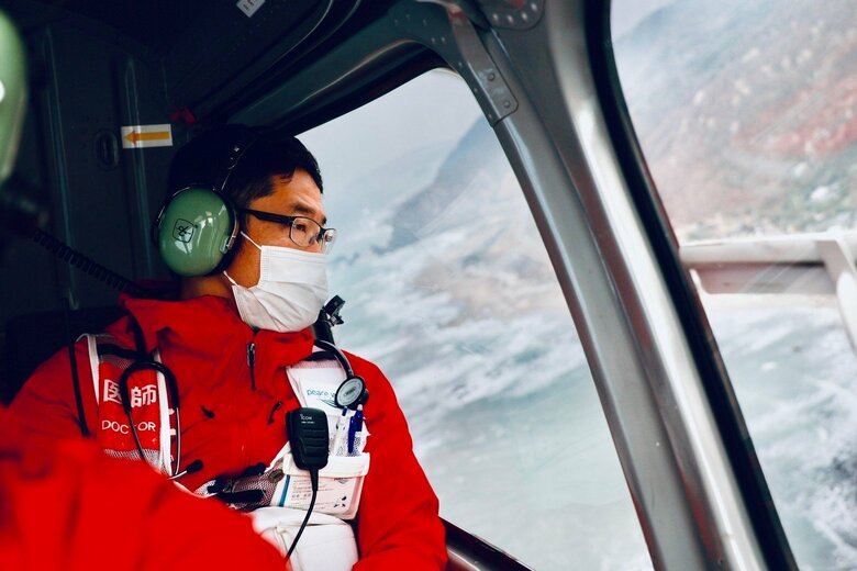 稲葉医師は陸路と空路で珠洲市に向かった