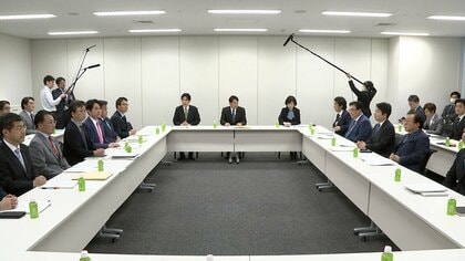 国民会議に与野党7党そろう　給付付き税額控除などについて議論