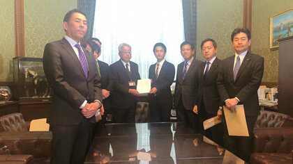 珍しく野党法案の成立なるか？新型コロナPCR検査拡充法案を提出　4日の与野党党首会談でも提案へ