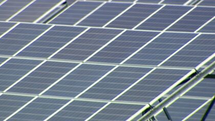 【新展開】釧路湿原メガソーラー問題に新たな一手―釧路市議会で条例案が可決“設置を許可制に”―市民からは「賛成」や「遅い」の声も・専門家からは地方自治体での規制に限界の指摘も「法律で取り締まりを」