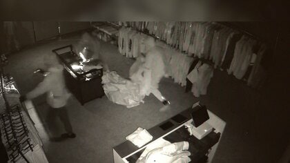高級ブランド店で連続窃盗か　防犯カメラ映像に“複数の人物”　被害総額1億2000万円相当　福井市