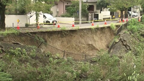 名古屋市内に放置車両　一時越水した川の“のり面”崩壊　東海地方は再び線状降水帯発生のおそれ