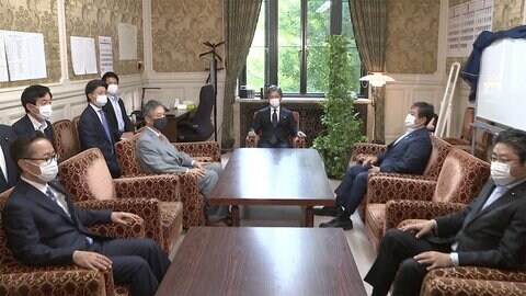 入管法改正めぐり与野党攻防 収容者死亡など問題に