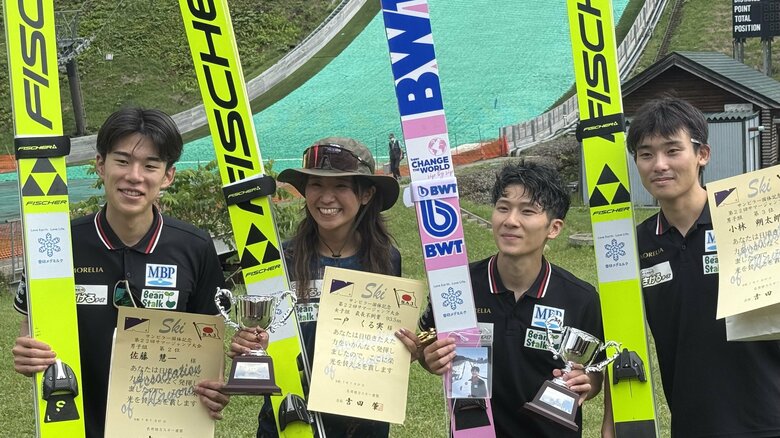 【スキージャンプ】雪印メグミルクスキー部が夏の公式戦初戦で“表彰台独占”男女アベック優勝…佐藤幸椰主将「良いスタートが切れた」一戸くる実「1勝できたことは自信になった」｜FNNプライムオンライン
