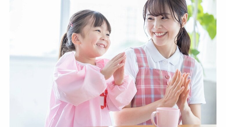 「こども白書」閣議決定　すべての子どもや若者が安心して過ごせる「居場所作り」などに取り組む｜FNNプライムオンライン