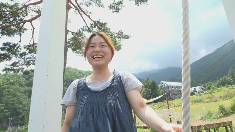 「無料で宿泊しながら給料も」物価高で注目の“おてつたび”　宿で「お手伝い」しながら「旅」楽しむ　登録者11万人「旅費を気にせず好きな所に」　掃除や食事準備の合間にまかないや観光　宿も「人手確保できる」｜FNNプライムオンライン