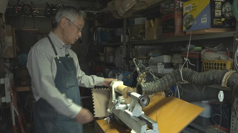 木工制作に熱中する齊藤さん（2026年5月）