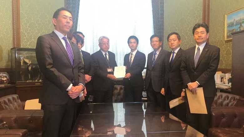 珍しく野党法案の成立なるか?新型コロナPCR検査拡充法案を提出 4日の与野党党首会談でも提案へ