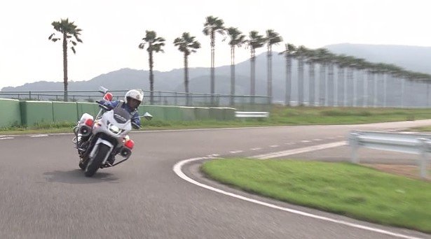 白バイ隊員による指導