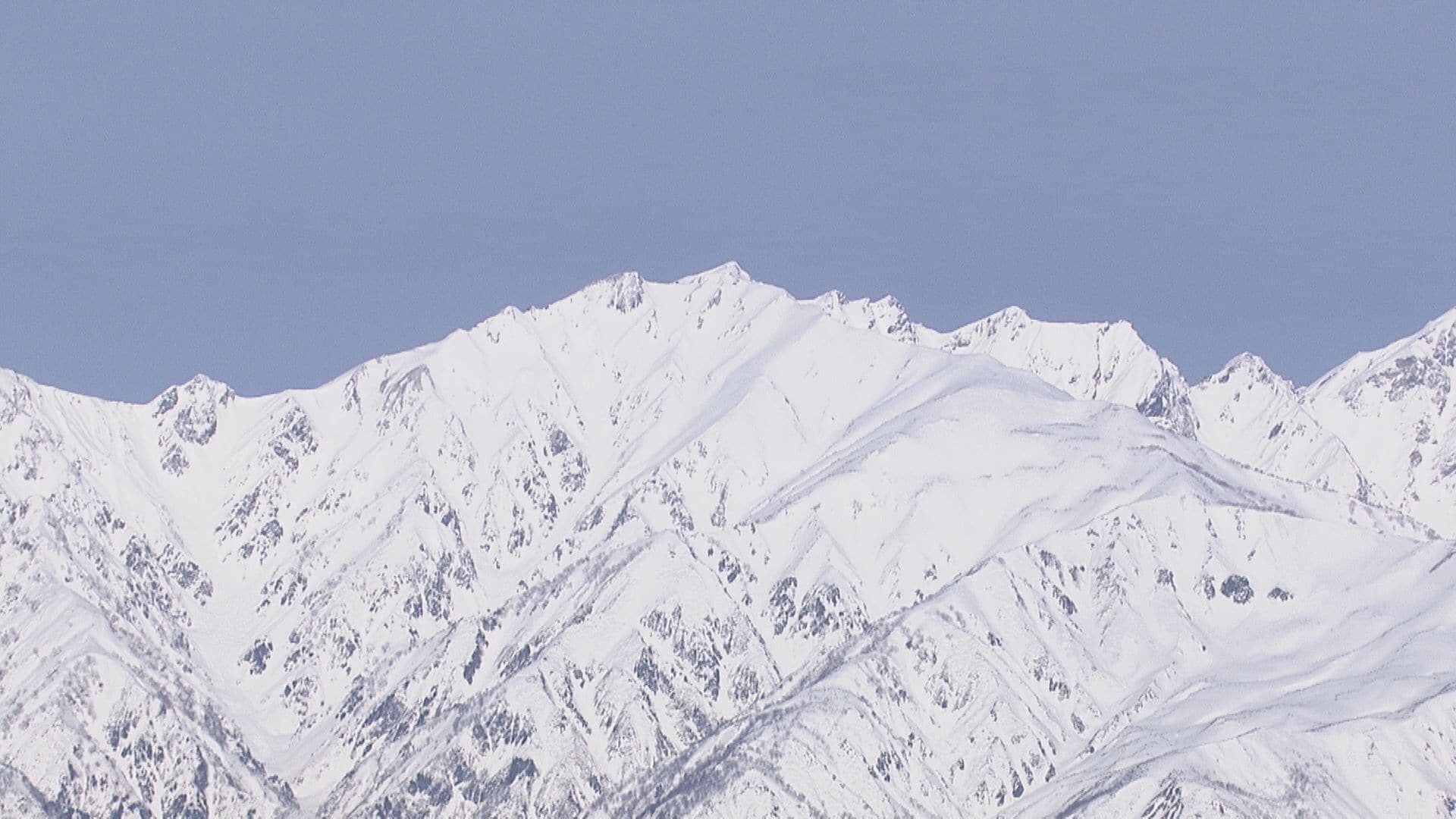 北アルプス唐松岳で死亡の登山者はベトナム人男性と判明　7日に稜線で倒れているところをバックカントリースキーヤーが発見　単独登山と見られる