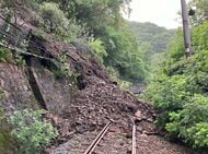 【続報】JR土讃線　徳島で斜面崩壊　特急・南風号の全区間終日運休　琴平駅～阿波池田駅終日運転見合わせ