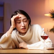 休肝日は「連続で」2日取って！脳や筋肉にダメージを与えるダメなお酒の飲み方と、楽しみが「依存」になる時