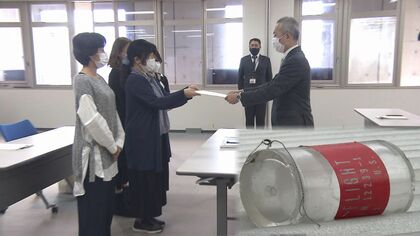 保育園に米軍ヘリ部品…発見から4年　同じ回答繰り返す国に「危機感ない」子どもの安全求める母親たちの闘い【沖縄発】