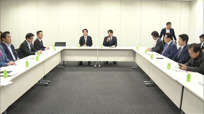 消費税1％報道で野党が抗議　国民会議で「議論していない」「ガス抜きなら会議不要」と政府側に猛反発