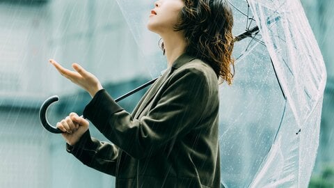 台風過ぎてもすっきりせず　関東梅雨入りは早くて日曜　今週末は暑さ和らぐ一方で大雨のリスク　
