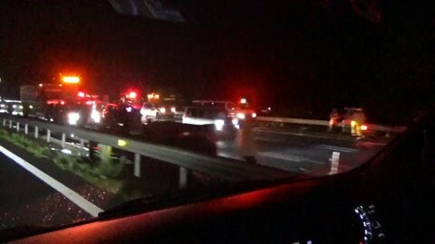 「雨でスリップして追突された」東北道で車3台の衝突事故　女性1人死亡、男女3人軽傷