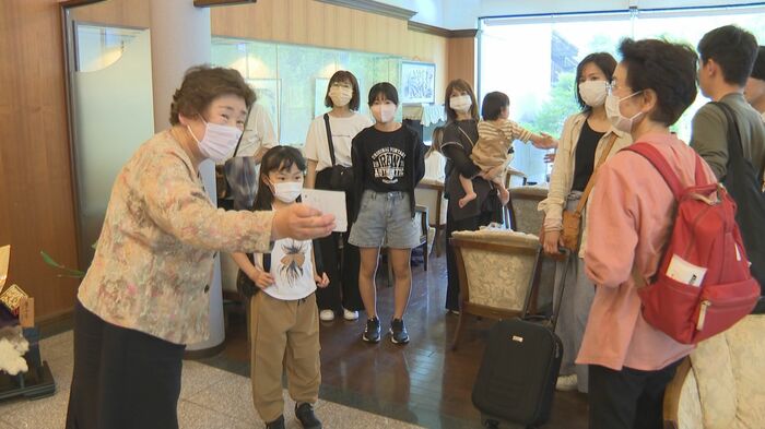 女将が接客