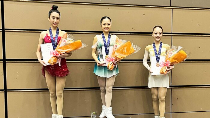 ジュニア女子表彰台(全日本ジュニア選手権)