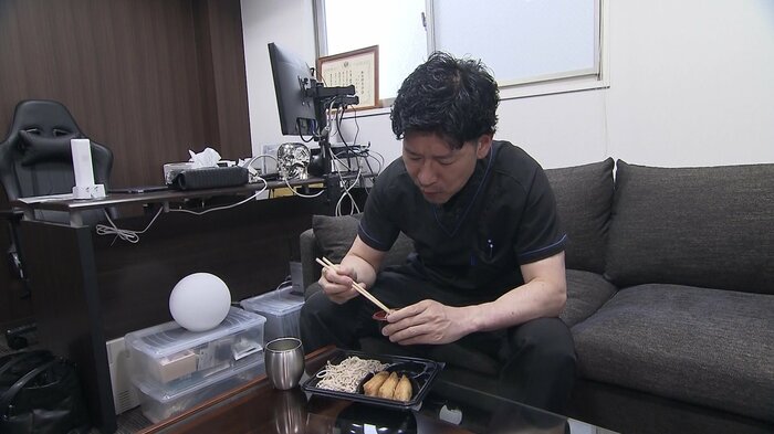 ゆっくり昼食をとる時間はない