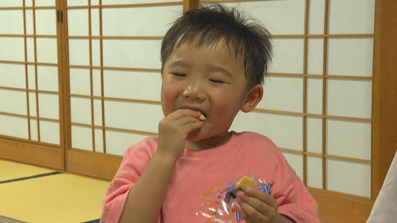 子どもの貧困率11.5%　物価高で家計厳しく…善光寺の宿坊で「こどもカフェ」無料でおにぎりや精進料理など提供「安心して過ごせる場所に」｜FNNプライムオンライン