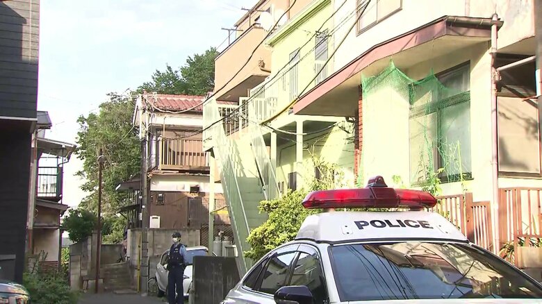 「殺意はなかった」と容疑一部否認…姉を刃物で複数回刺し殺害した疑いで弟の三栖史靖容疑者（33）を逮捕　千葉・松戸市｜FNNプライムオンライン