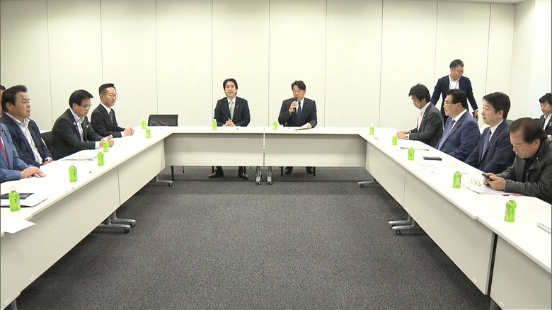 消費税1％報道で野党が抗議　国民会議で「議論していない」「ガス抜きなら会議不要」と政府側に猛反発｜FNNプライムオンライン