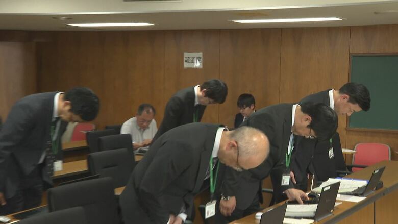 生活費や借金返済に　市職員（61）が217万円を着服　後任者が不審点に気づき…隠蔽図る　市は退職金の返納と刑事告発について検討｜FNNプライムオンライン