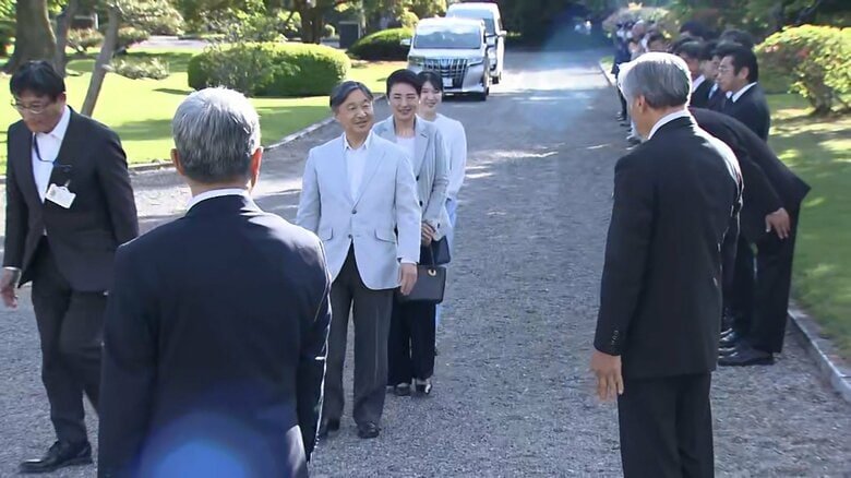 御料牧場に到着されたご一家　5月2日