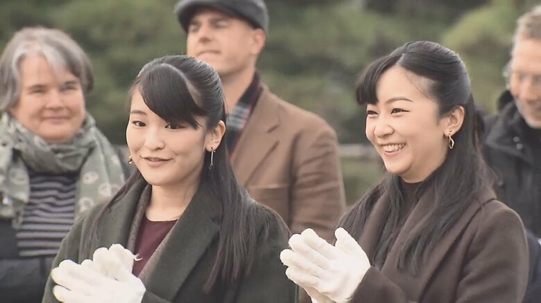 2人そろって公務にあたる佳子さまと眞子さん