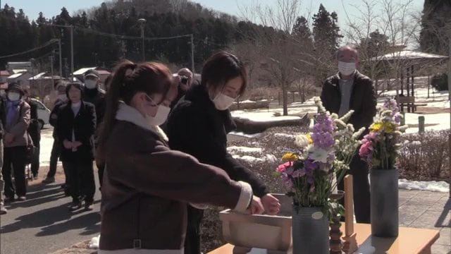 白河市葉ノ木平での追悼式