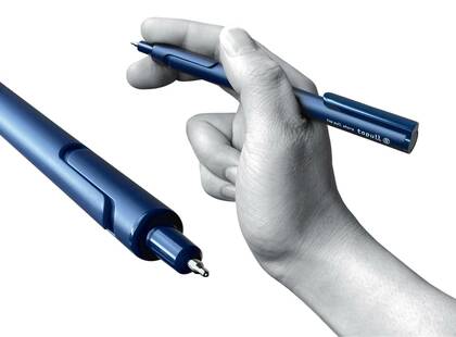 ノック式でなく引いて芯を出す？タイパ重視のシャーペンが登場…どんな人にオススメか聞いた