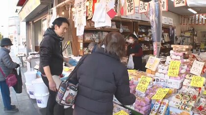 「申し訳ないです」おせち食材を謝りながら販売　「おせち工場」は大忙しのはずが…正月の風物詩に何が