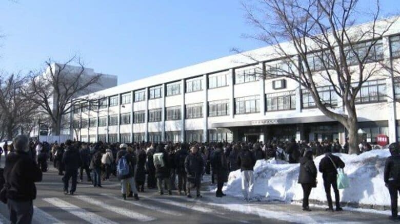 【大学入試で出題ミス】北海道大学の英語で…正解が選べない！前後の文脈で”時制”異なる『受験日翌日』に出題者が発見―事前に複数人が複数回チェックも気づかず〈北海道〉｜FNNプライムオンライン