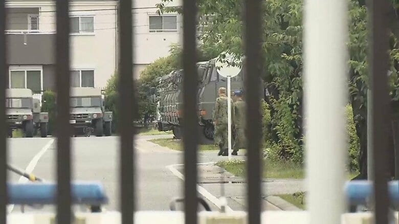 「射撃位置」でなく「待機場所」で発砲した可能性…訓練は手順通り行われていたのか？無口な18歳候補生叱られ「教官狙った」【陸自射撃場3人死傷】｜FNNプライムオンライン