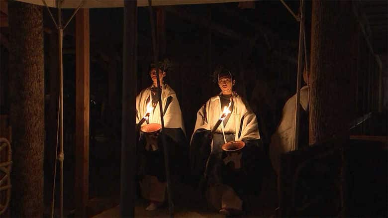 神饌行立(しんせんぎょうりゅう)