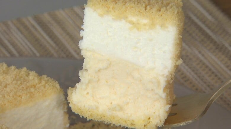 三層構造で作られている「DAL LATTE」のチーズケーキ