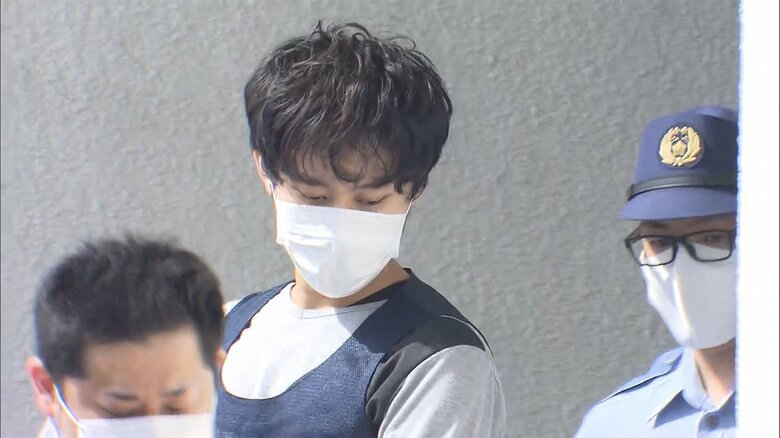 送検される岡庭由征容疑者　茨城・境警察署 5月9日