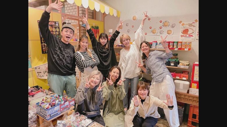 奈良県にある「まほうのだがしやチロル堂」で