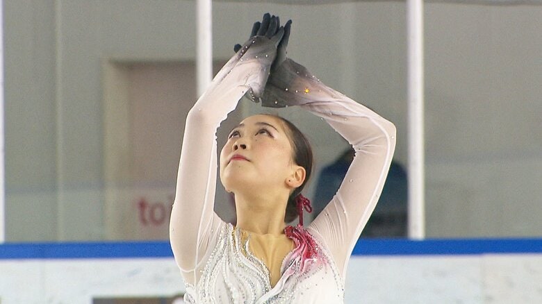 フリーで再演の鶴を新衣装で舞う吉田（近畿選手権）