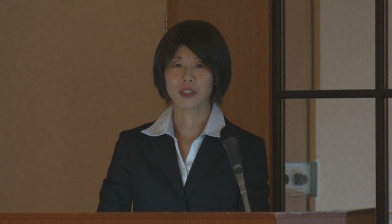 学会のシンポジウムで講演