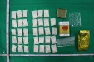 お茶缶の中身は覚醒剤　タイから福岡空港に3キロ超密輸疑い　台湾人の男を逮捕　末端価格1億5900万円以上　「覚醒剤が入っていると知らなかった」と容疑否認