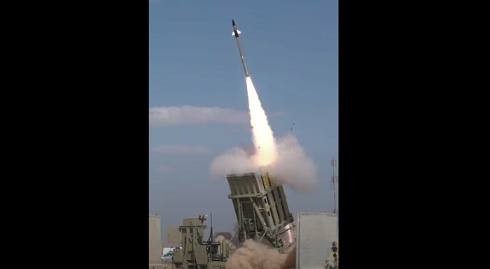 アイアインドーム迎撃システムの発射装置(イスラエル国防軍公式Youtubeより)